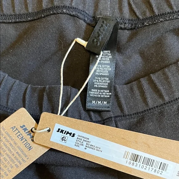 Skims outdoor bike short - Picture 2 of 4